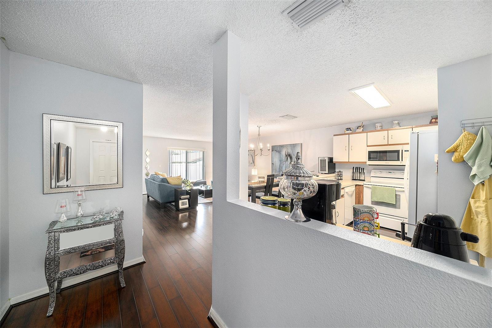 Image 13 of 43 For 8534 Edgewater Place Boulevard