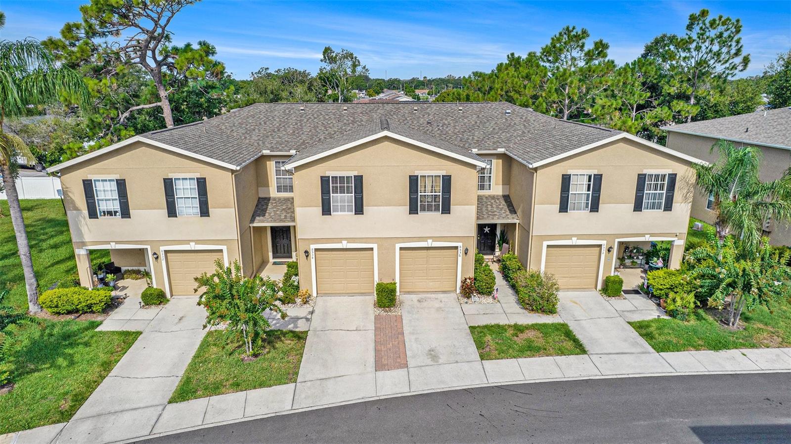 Image 37 of 43 For 8534 Edgewater Place Boulevard