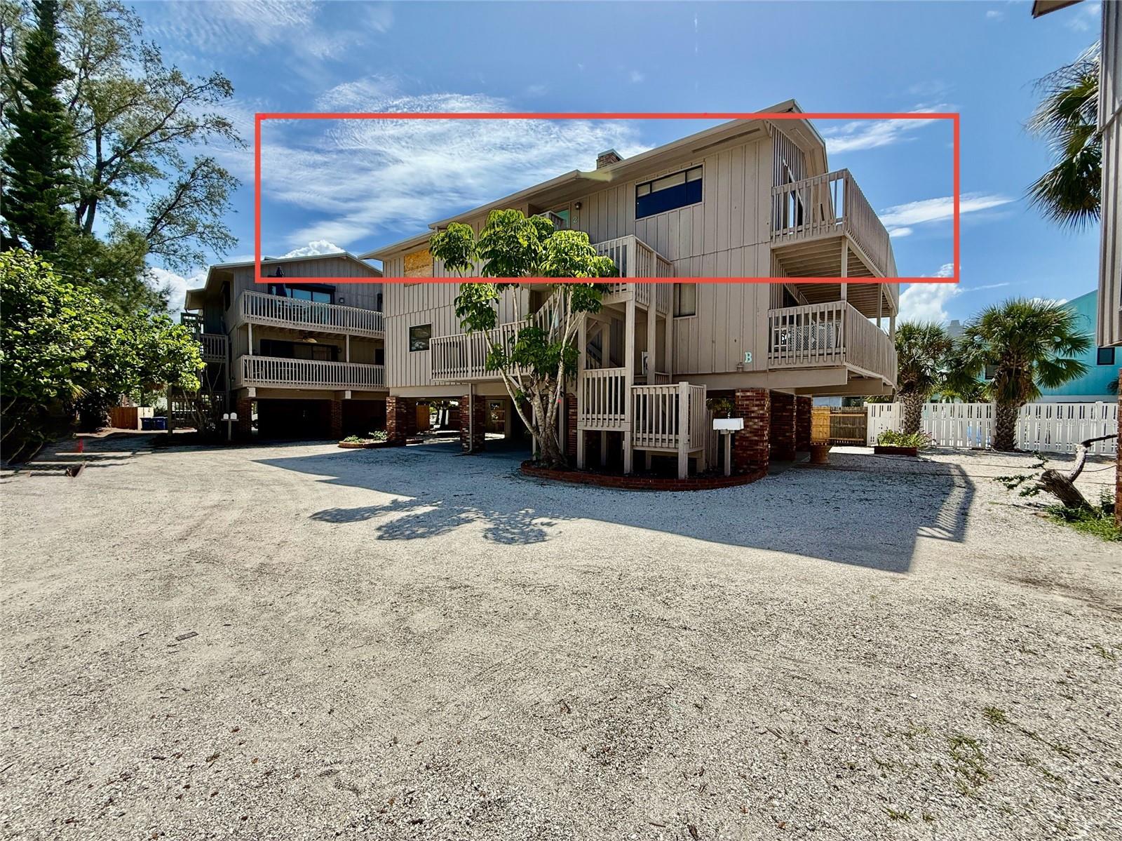 Image 5 of 51 For 460 Beach Road B2