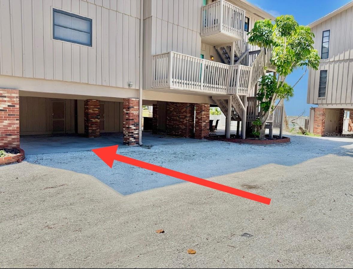 Image 6 of 51 For 460 Beach Road B2
