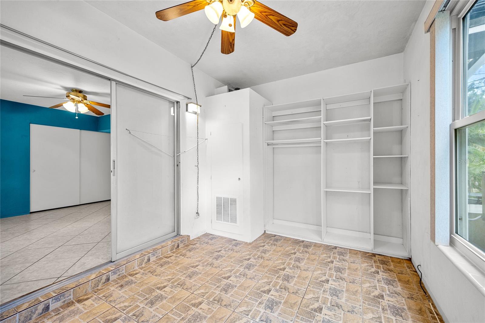 Image 20 of 24 For 4325 58th Way N 1432
