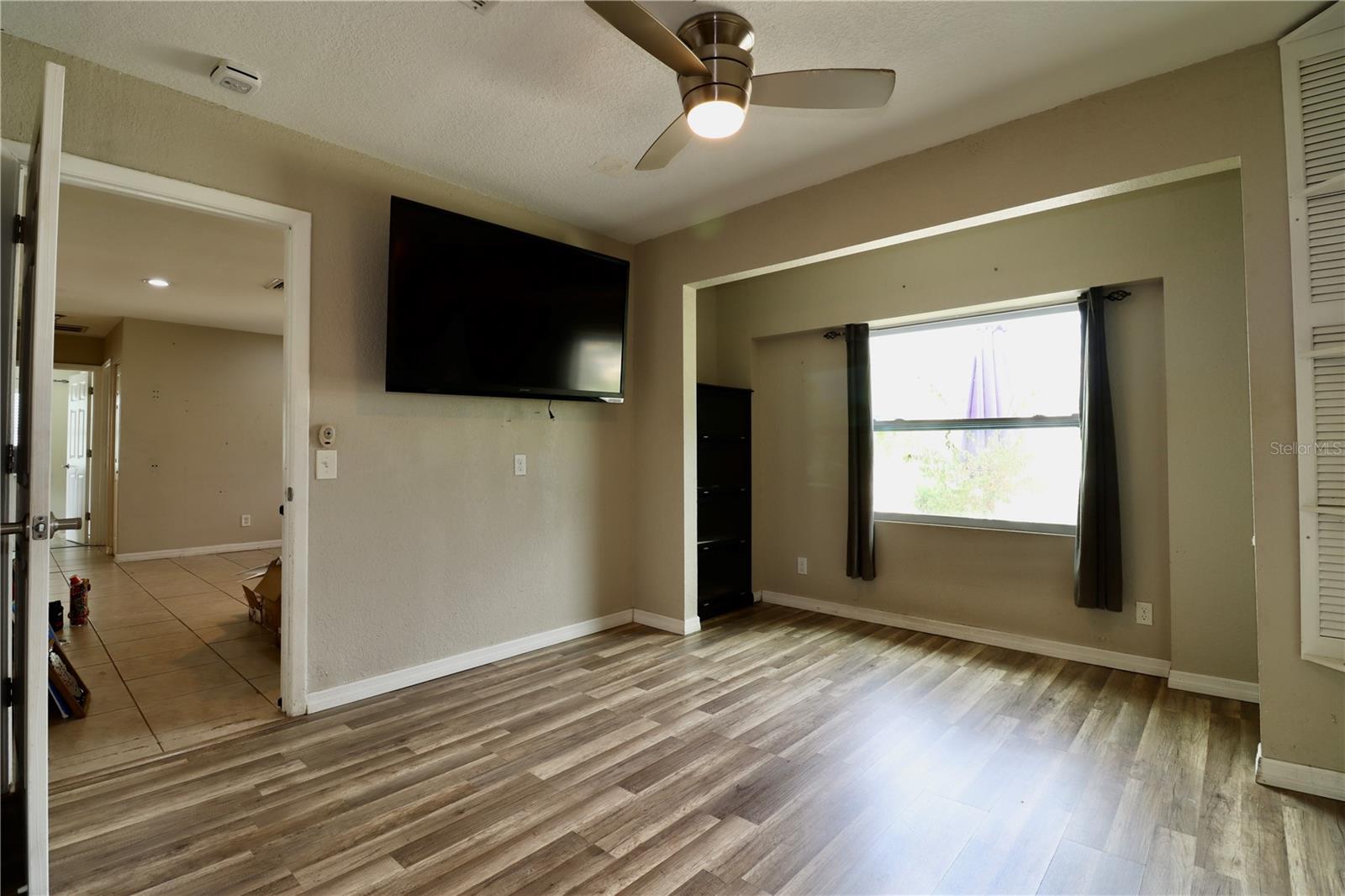 Image 10 of 28 For 12656 Cumberland Drive