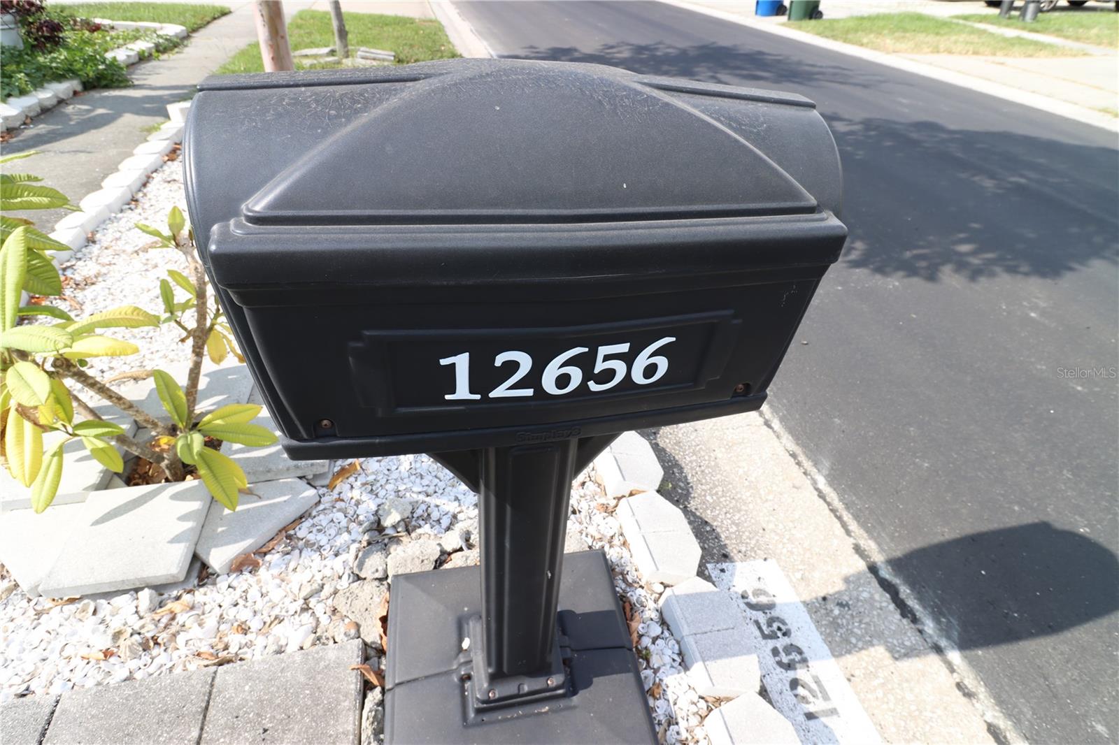 Image 3 of 28 For 12656 Cumberland Drive