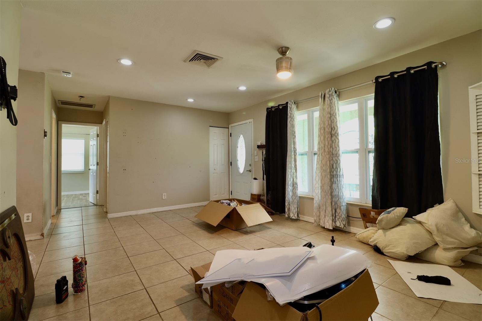 Image 6 of 28 For 12656 Cumberland Drive