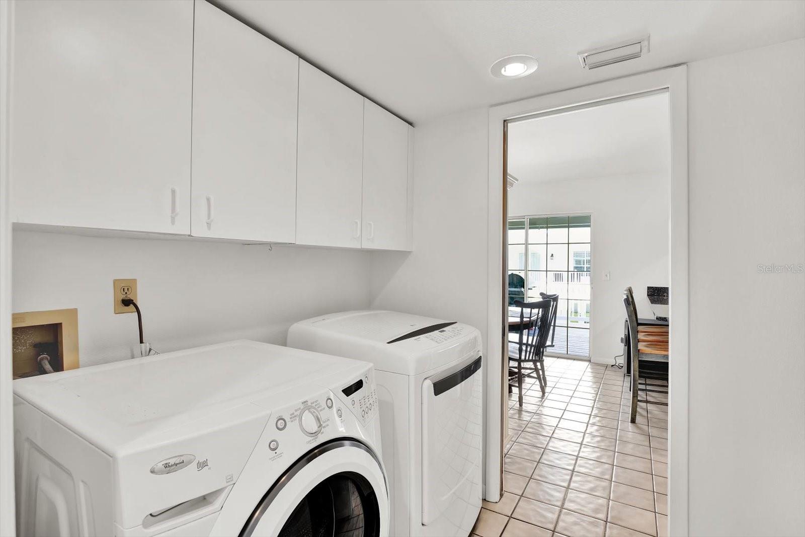 Image 29 of 47 For 5922 Bayview Circle S