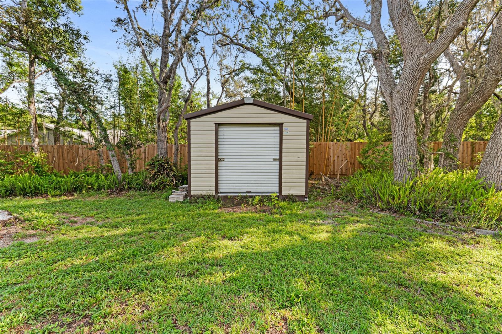 Image 13 of 53 For 11040 Blackwood Drive