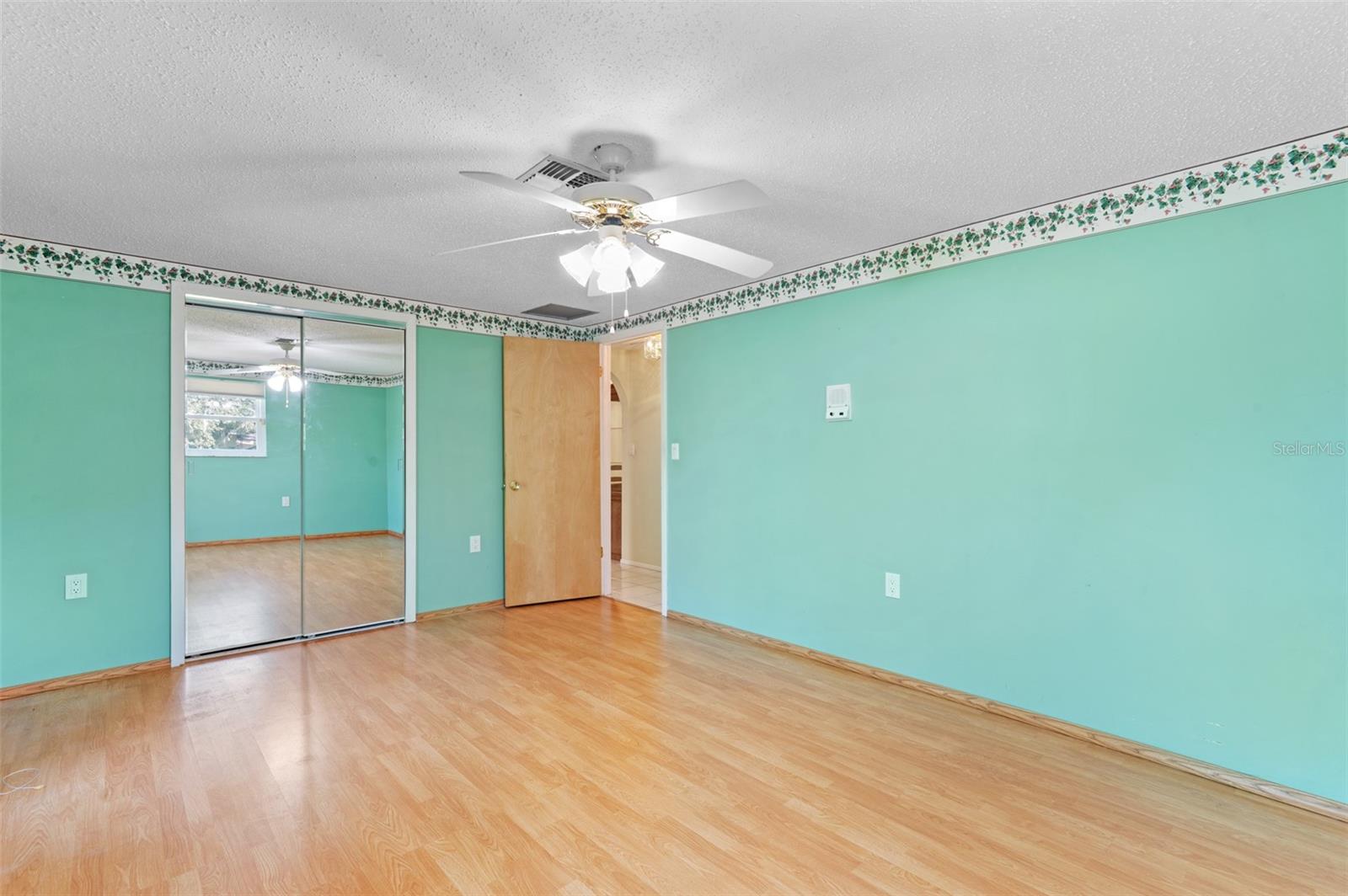 Image 31 of 53 For 11040 Blackwood Drive