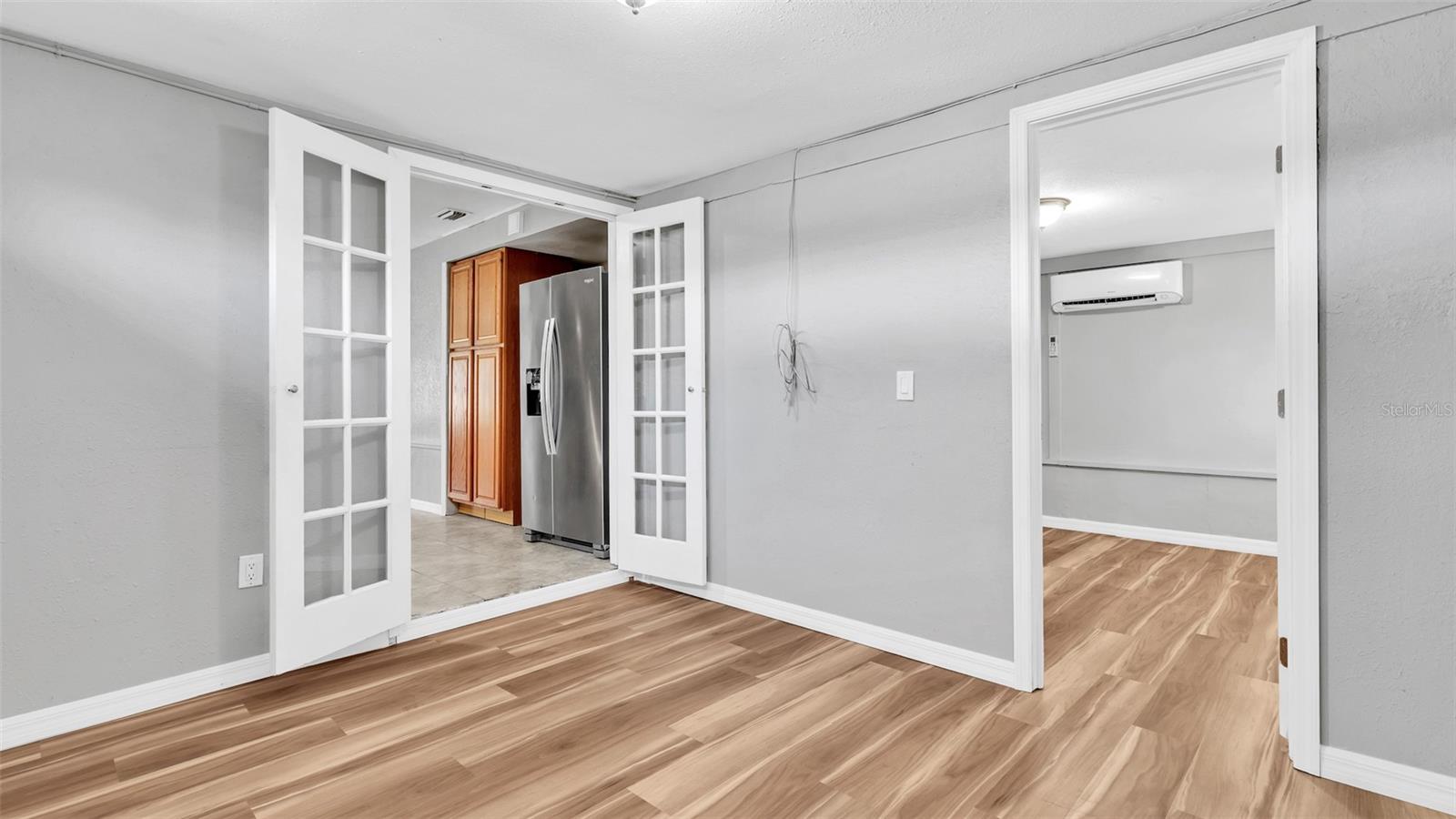 Image 16 of 28 For 6801 46th Avenue N