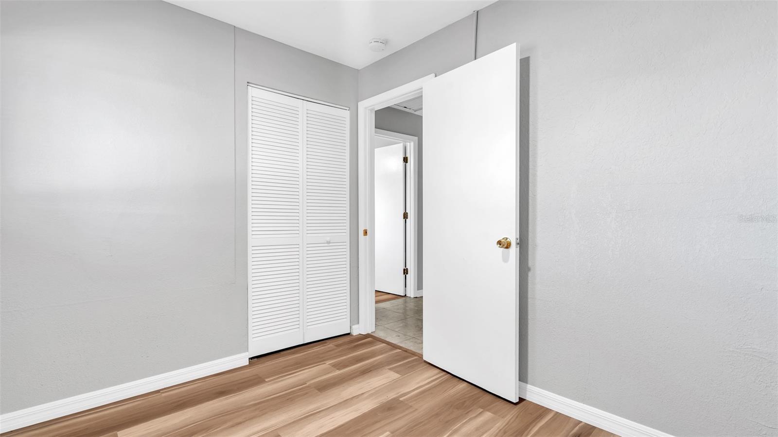 Image 23 of 28 For 6801 46th Avenue N