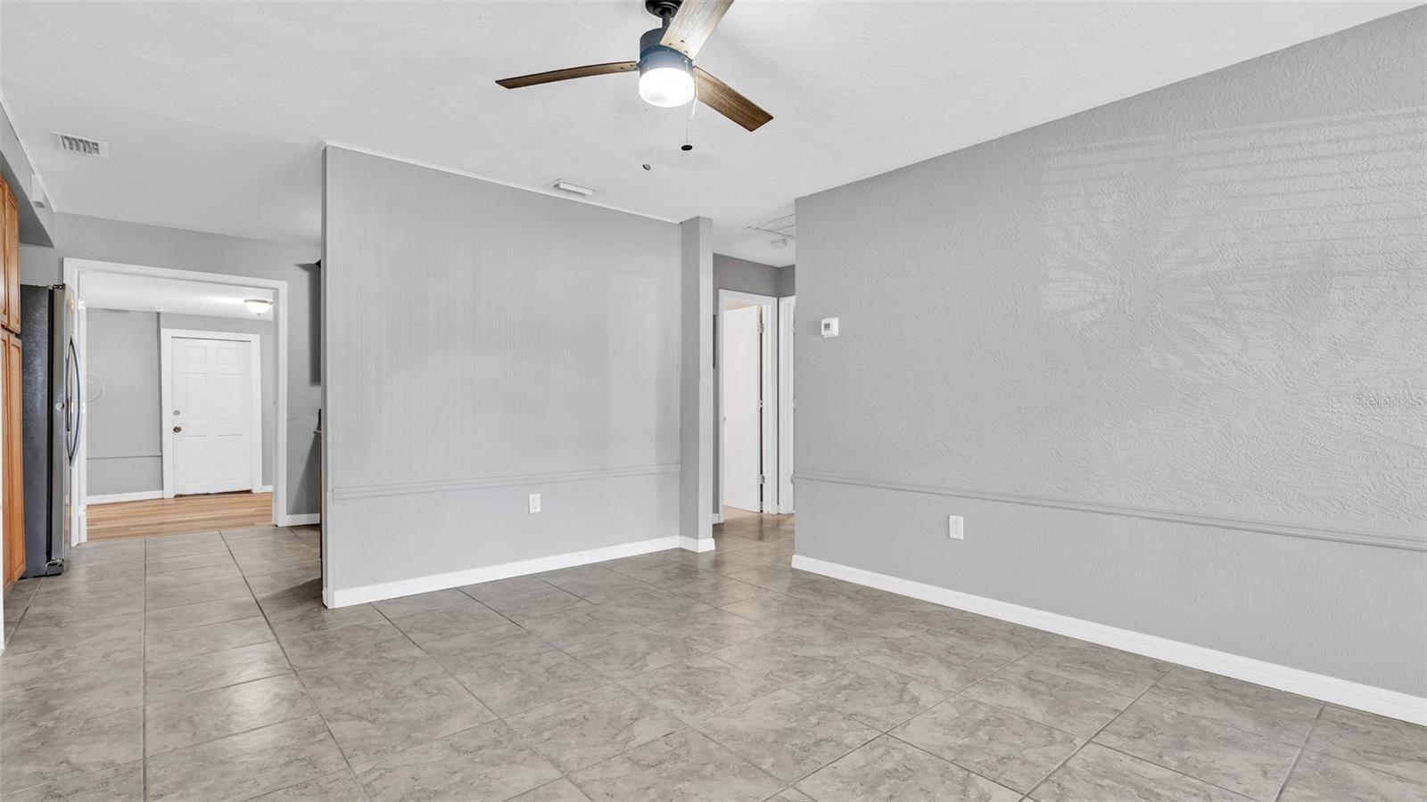 Image 5 of 28 For 6801 46th Avenue N