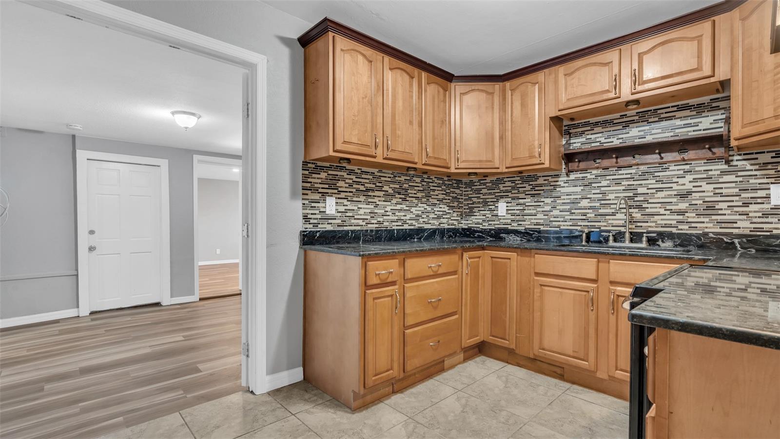 Image 7 of 28 For 6801 46th Avenue N