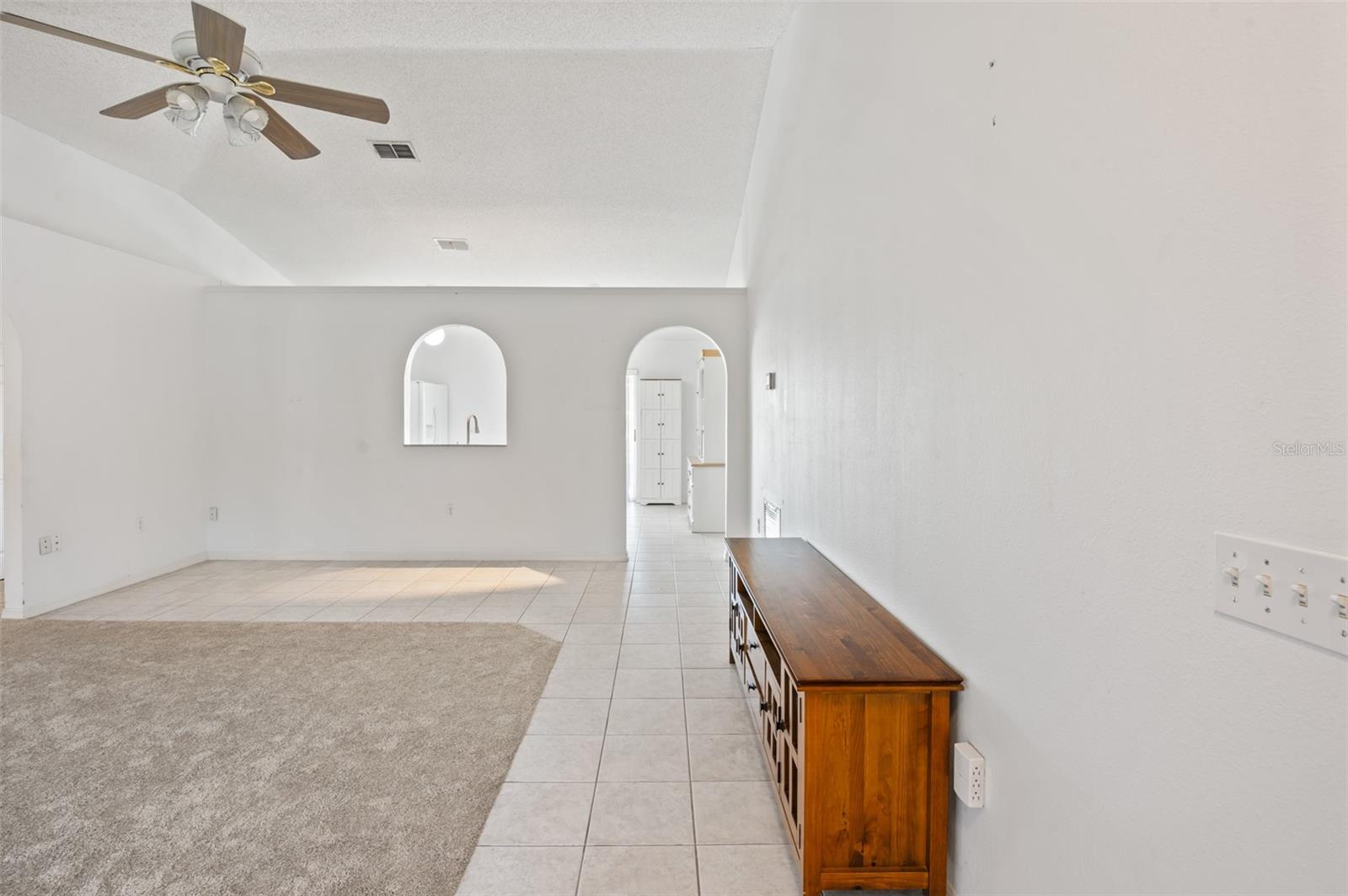Image 12 of 44 For 11233 Linden Drive