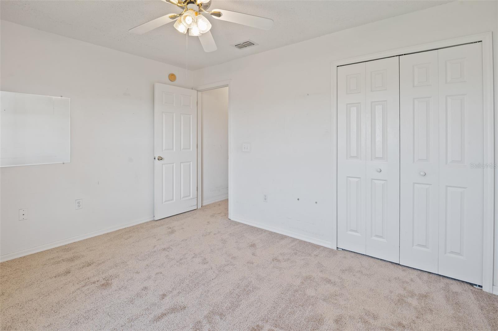 Image 31 of 44 For 11233 Linden Drive