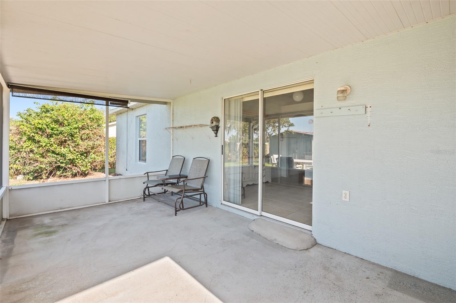 Image 33 of 44 For 11233 Linden Drive