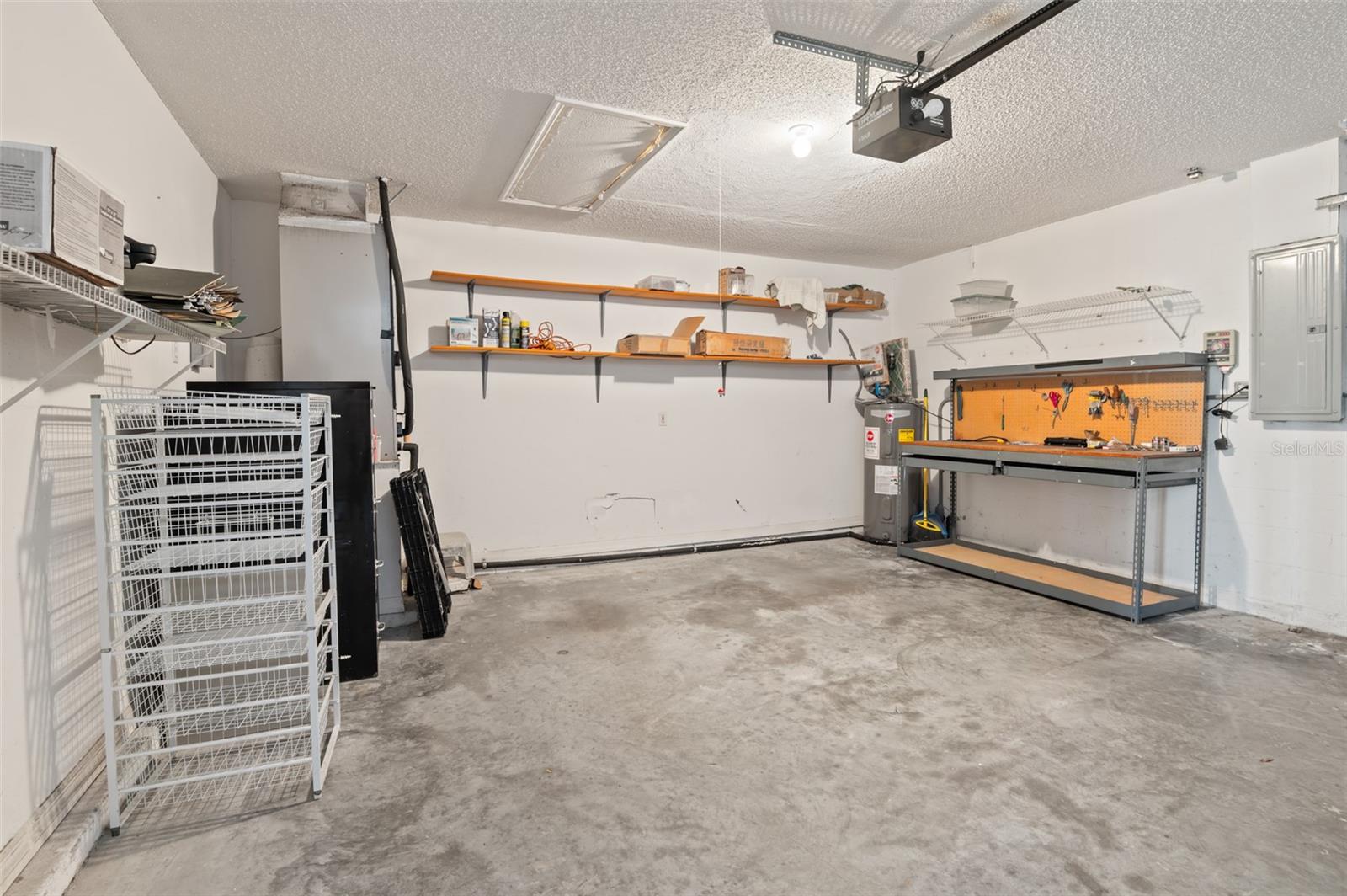 Image 38 of 44 For 11233 Linden Drive