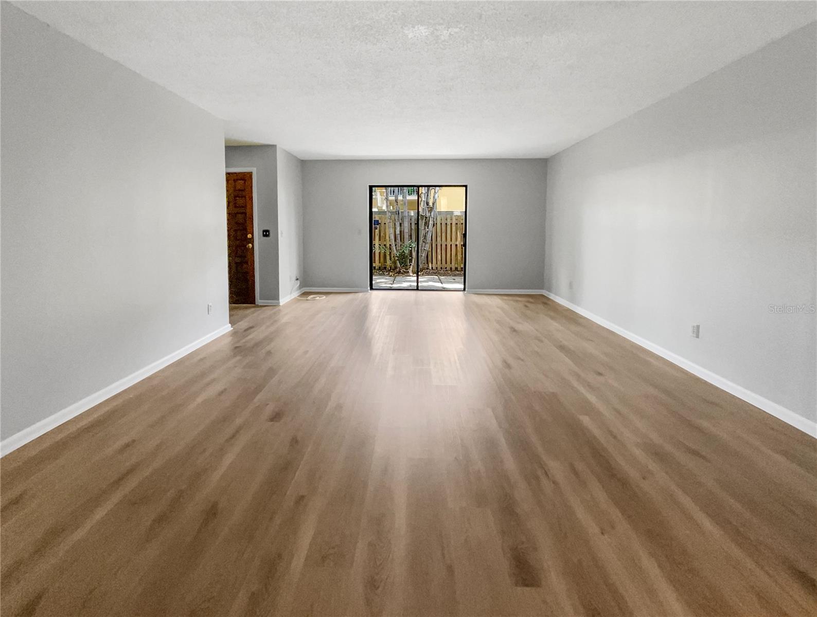 Image 13 of 16 For 3421 Carter Street C