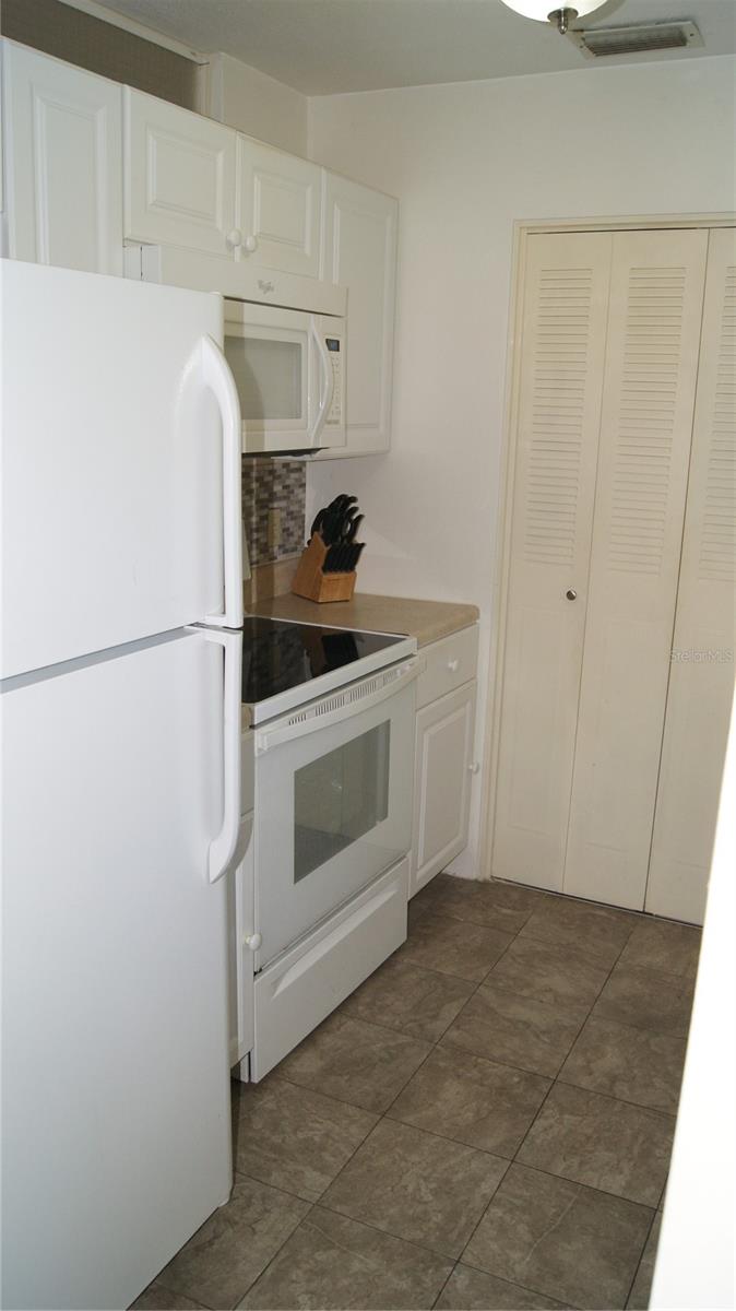 Image 10 of 21 For 1235 Highland Avenue 2-309
