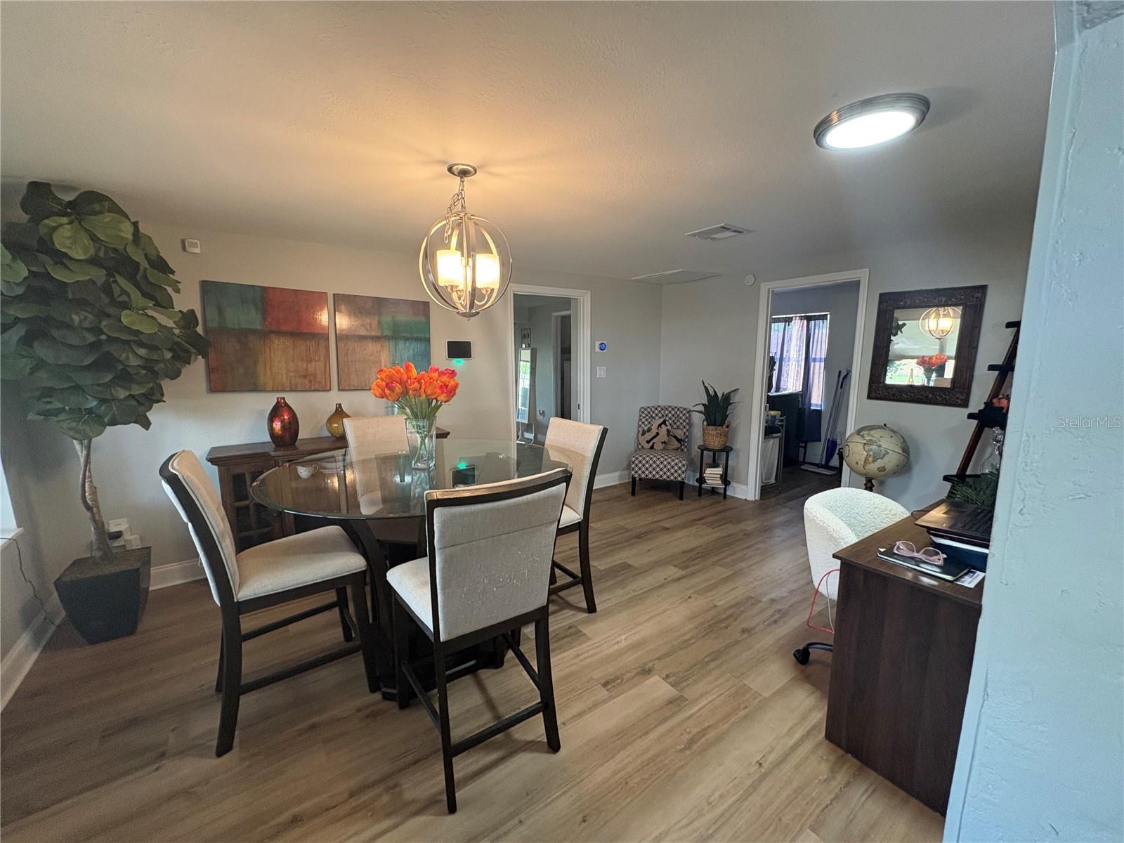 Image 16 of 39 For 5975 69th Avenue N