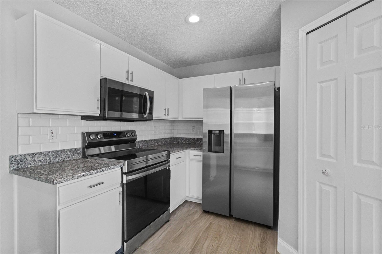 Image 15 of 44 For 315 111th Street E