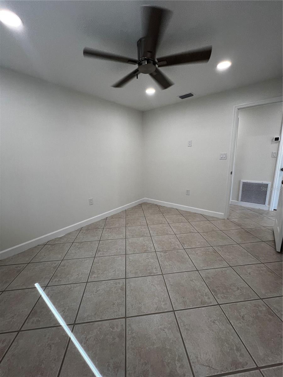 Image 17 of 41 For 137 175th Terrace Drive E B