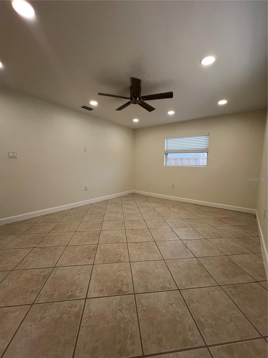 Image 22 of 41 For 137 175th Terrace Drive E B