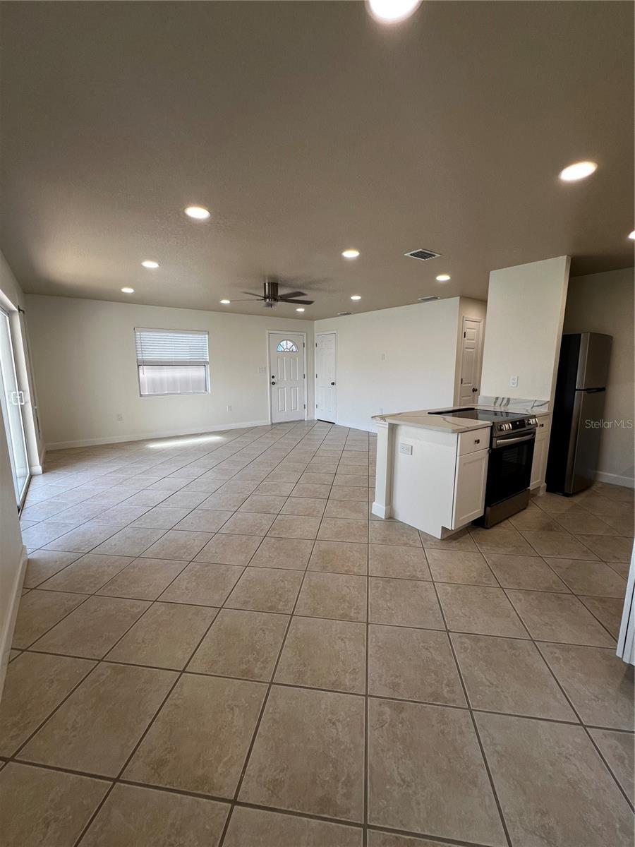Image 4 of 41 For 137 175th Terrace Drive E B