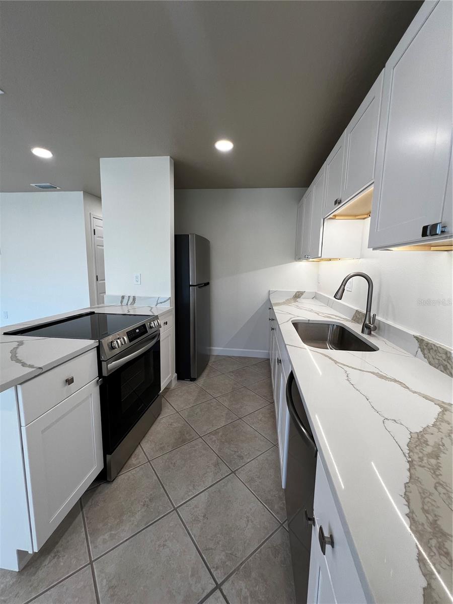 Image 6 of 41 For 137 175th Terrace Drive E B