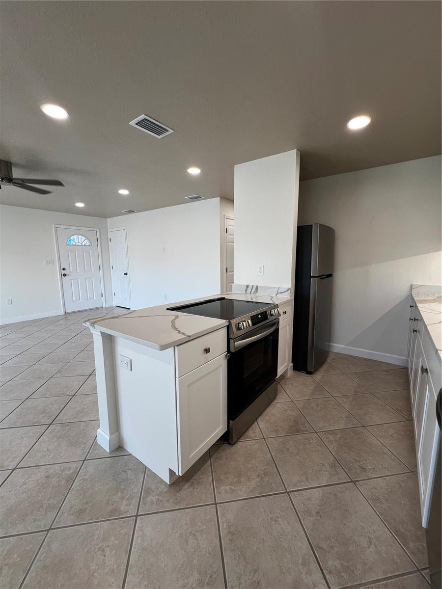 Image 7 of 41 For 137 175th Terrace Drive E B