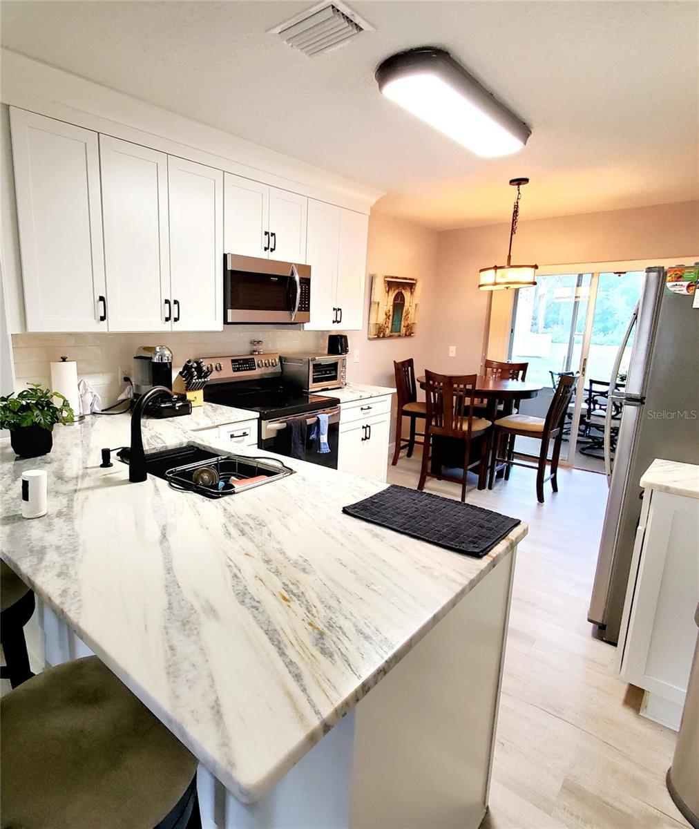 Image 11 of 33 For 7924 Hardwick Drive 616