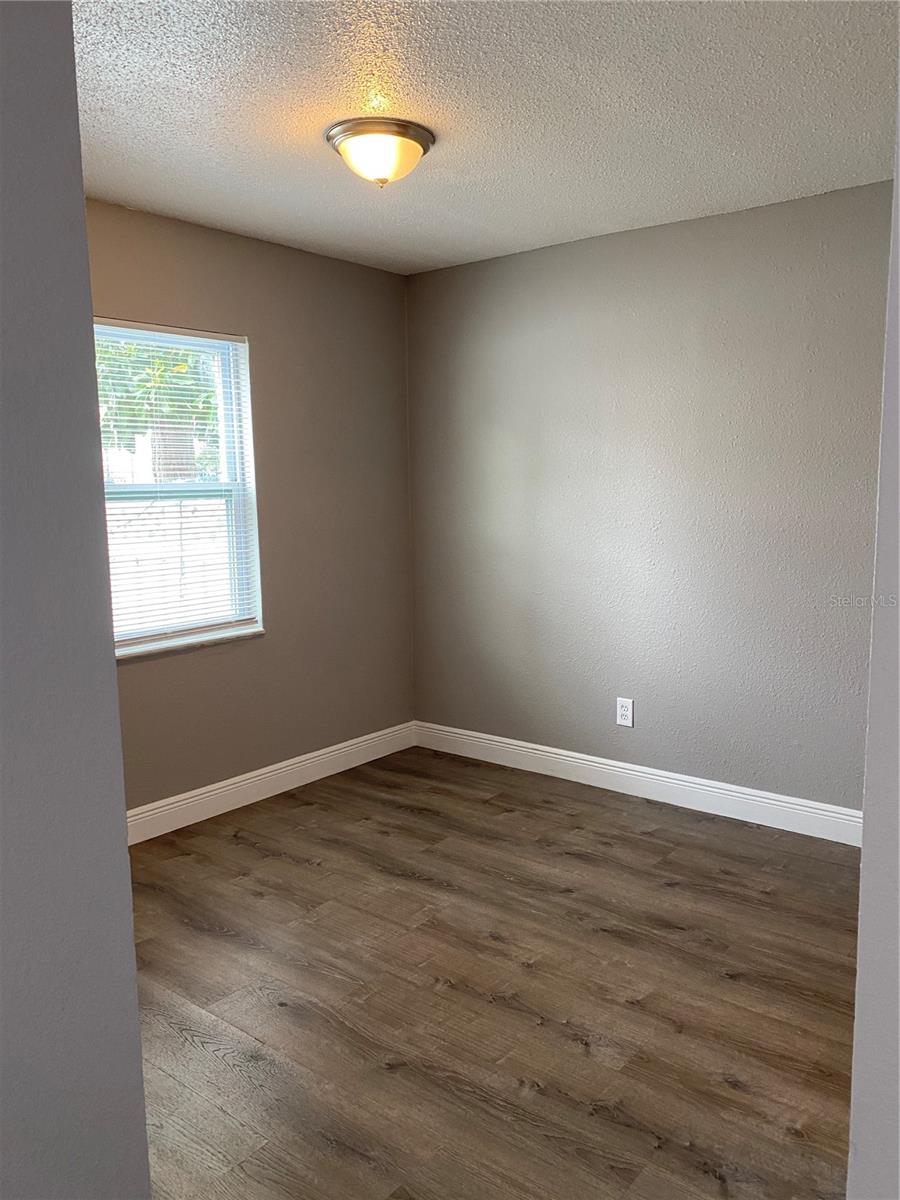 Image 10 of 20 For 7210 Manhattan Avenue 1012