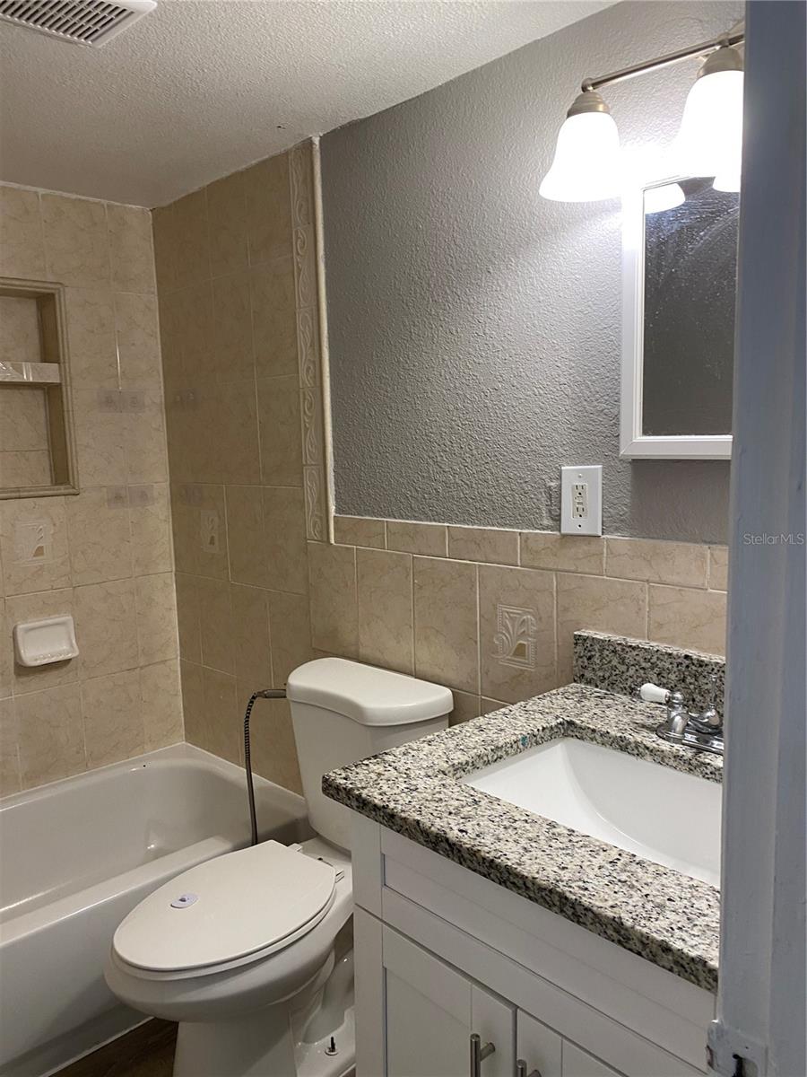 Image 14 of 20 For 7210 Manhattan Avenue 1012