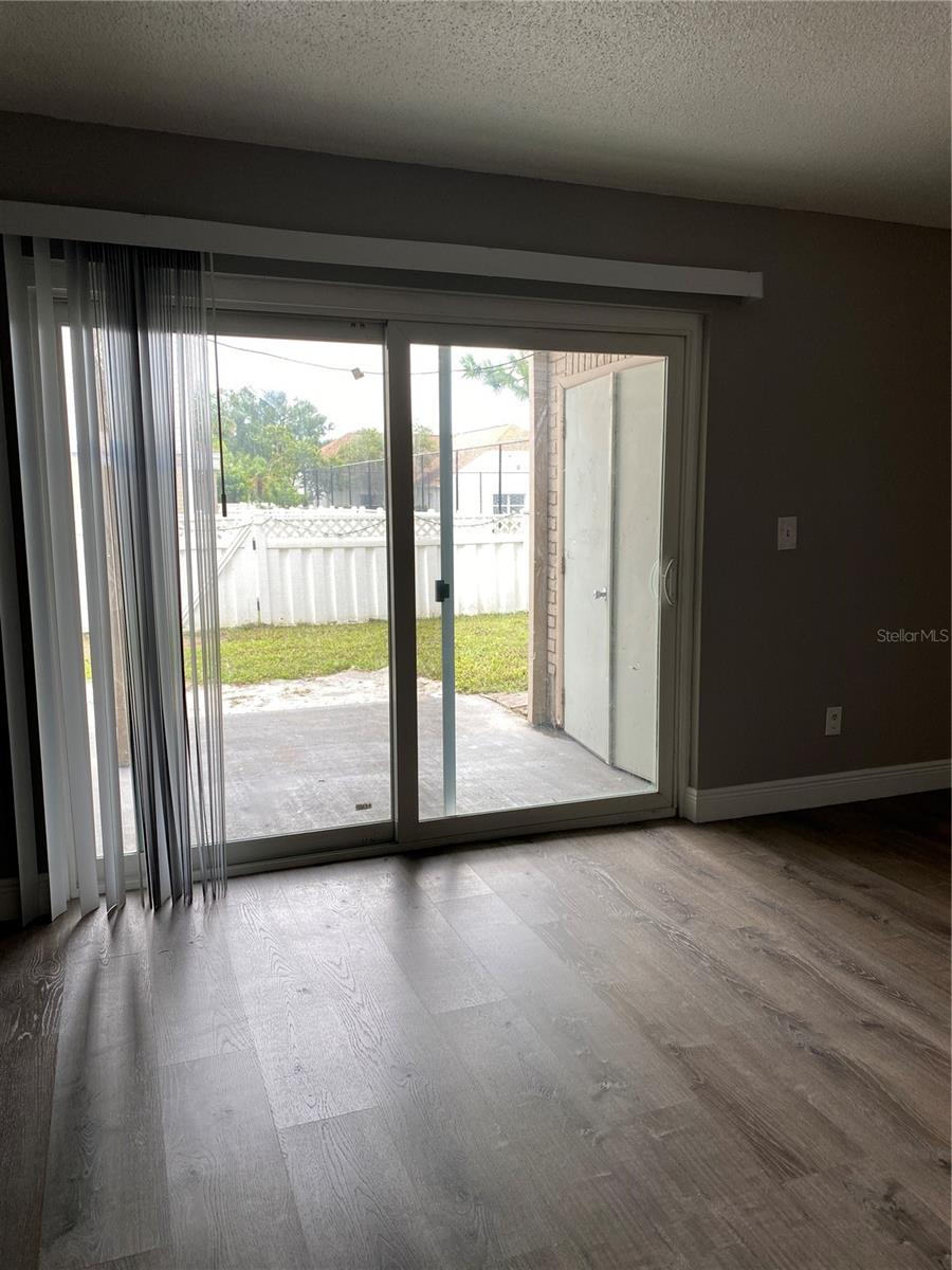 Image 2 of 20 For 7210 Manhattan Avenue 1012