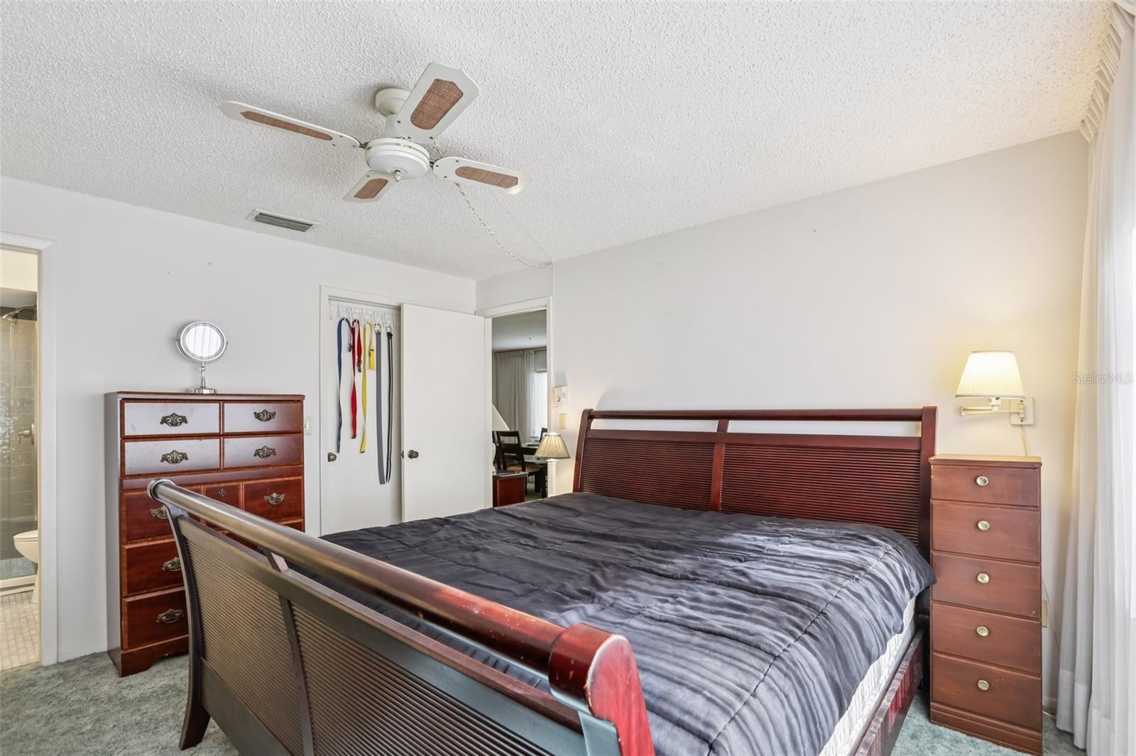 Image 24 of 50 For 3926 Lighthouse Way A