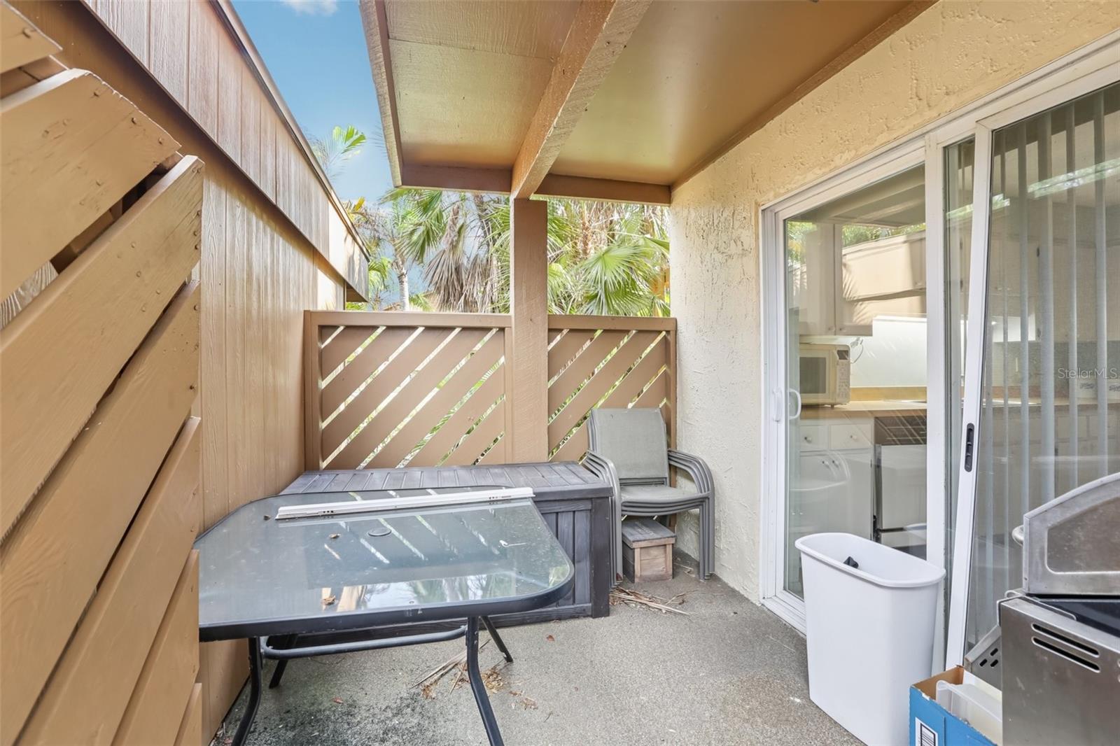 Image 32 of 50 For 3926 Lighthouse Way A
