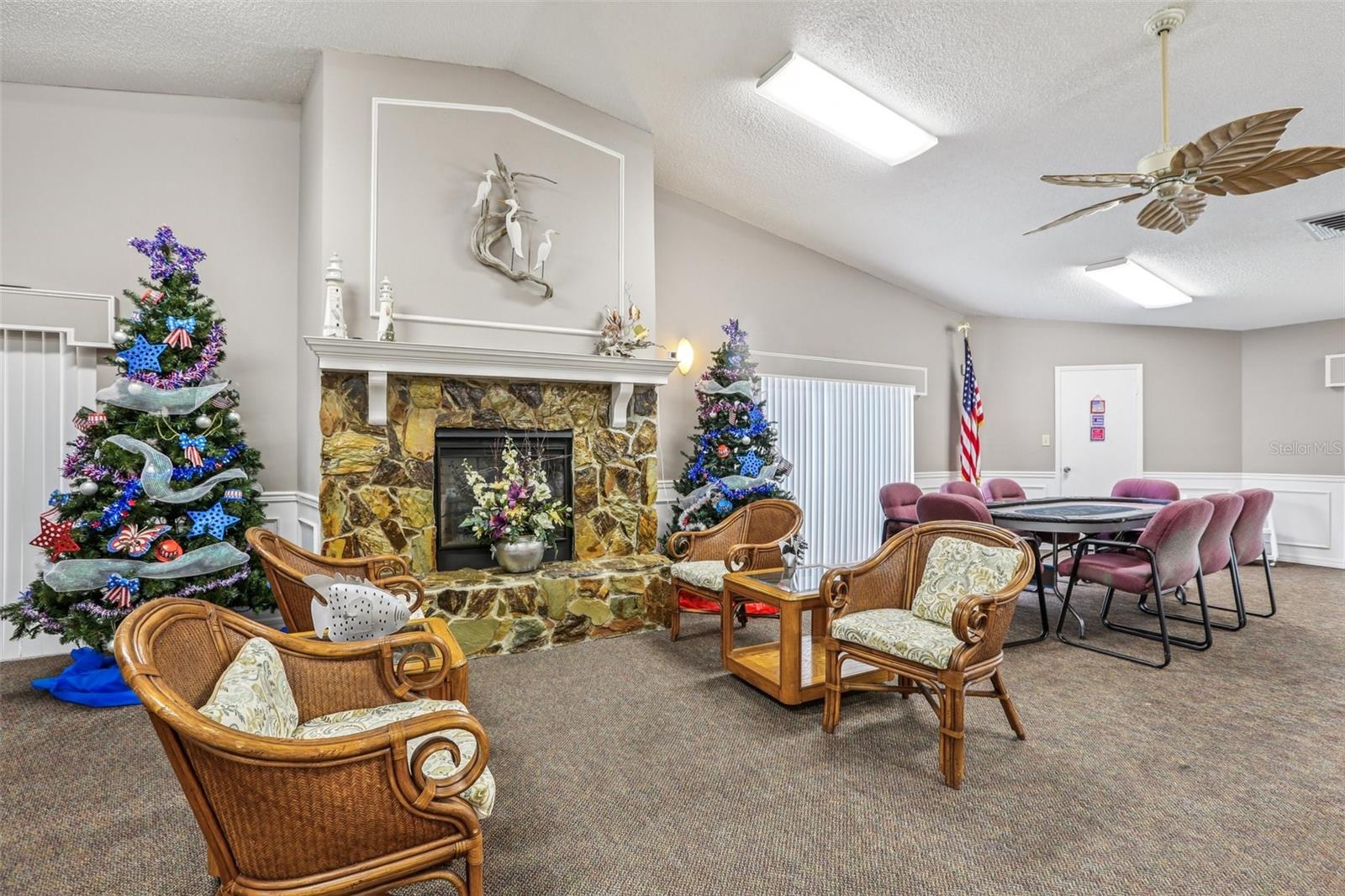 Image 43 of 50 For 3926 Lighthouse Way A