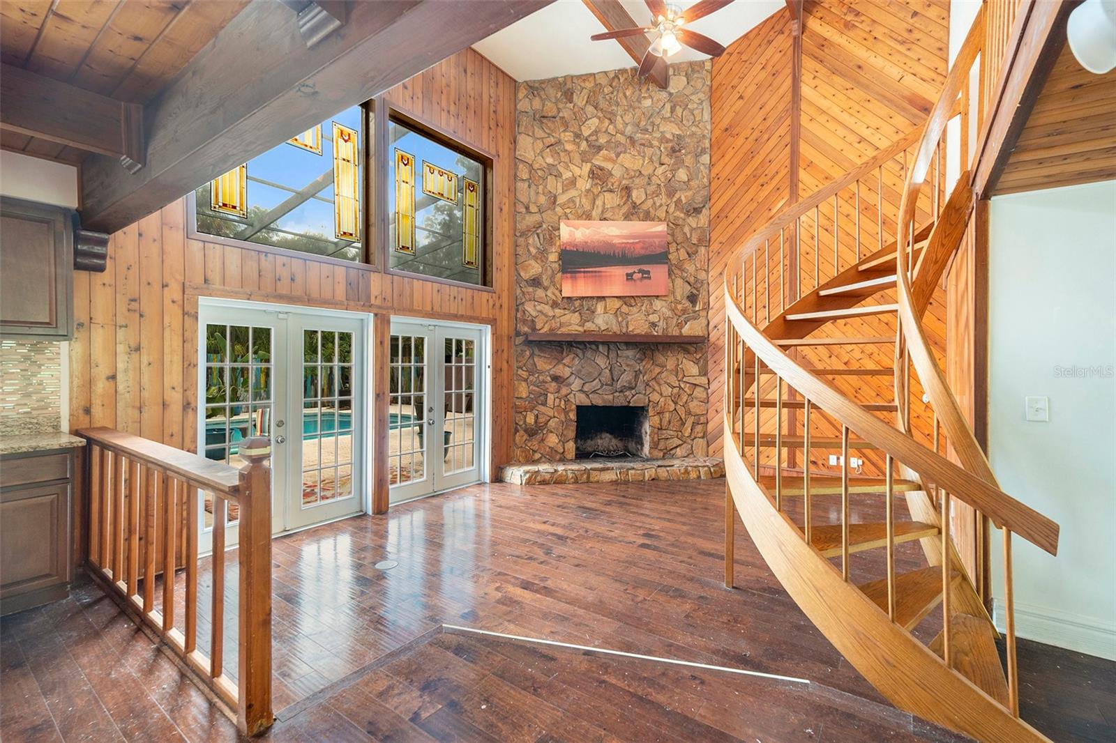 Listing photo id 11 for 39127 Pretty Pond Road