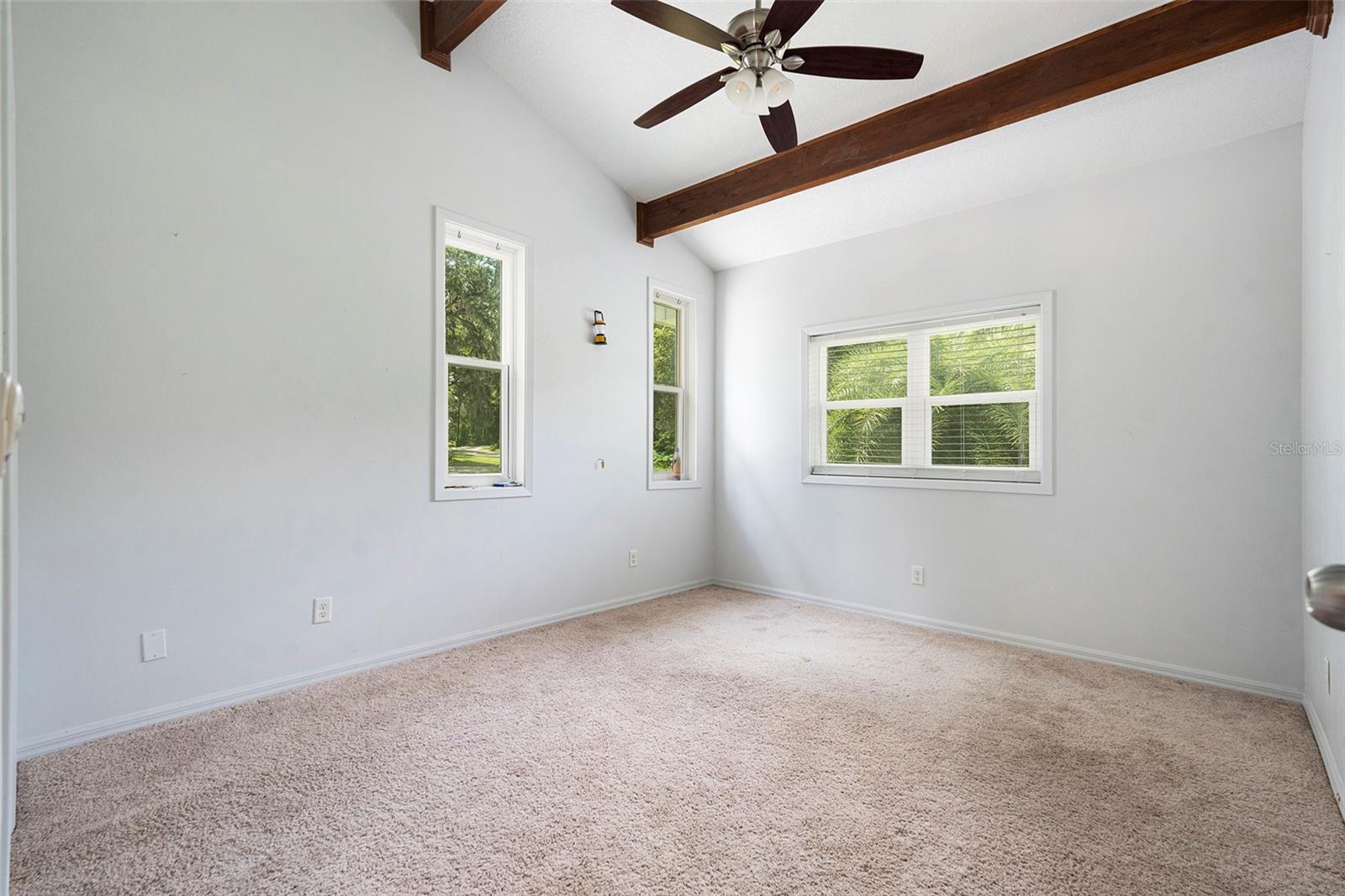 Listing photo id 21 for 39127 Pretty Pond Road