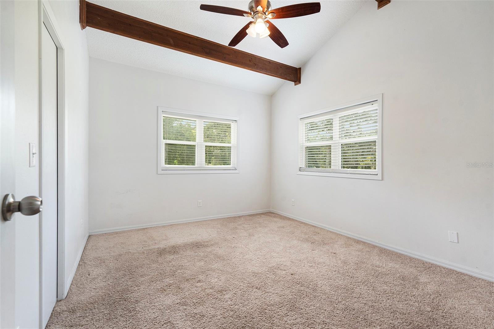 Listing photo id 23 for 39127 Pretty Pond Road