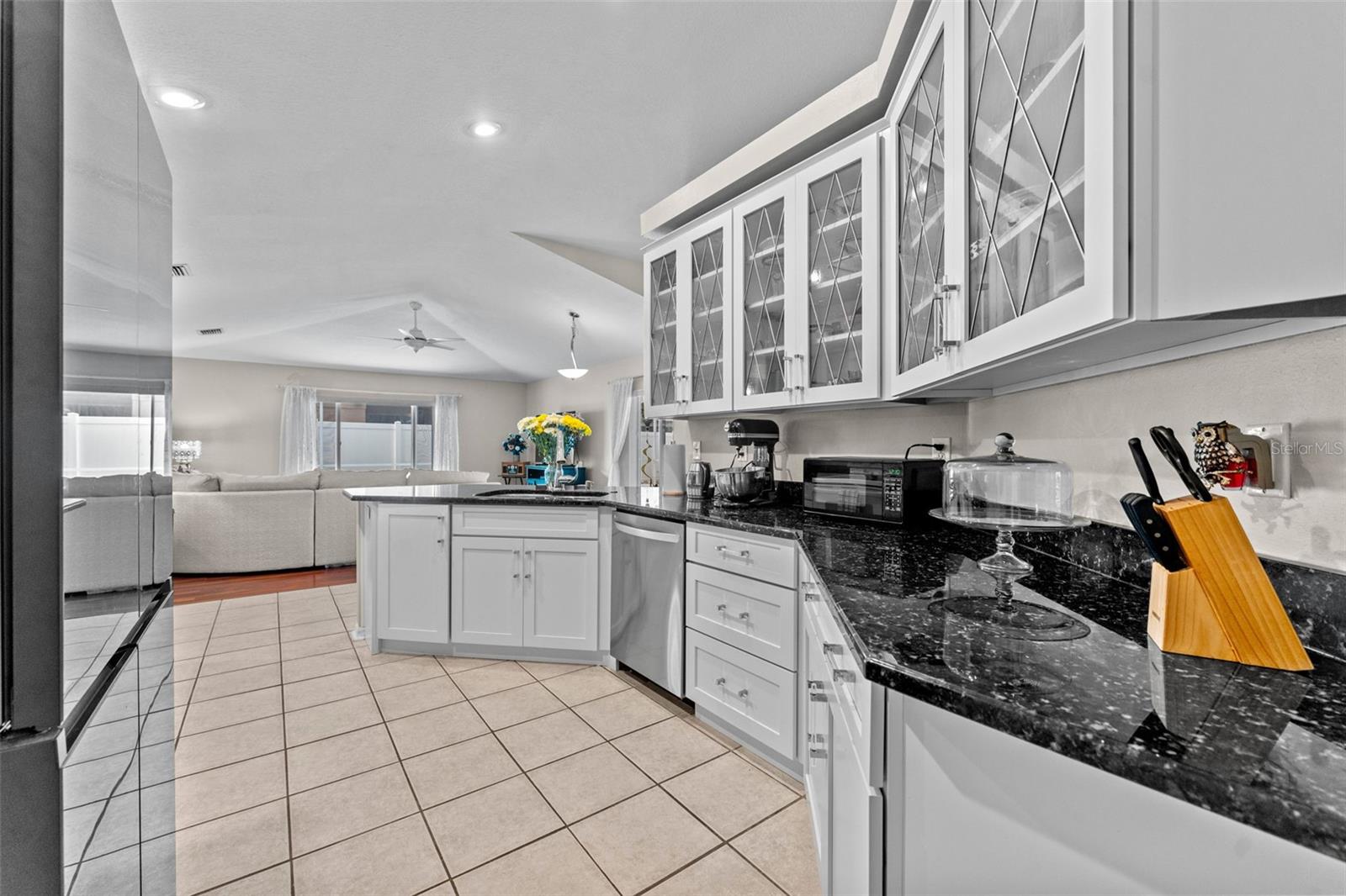 Image 16 of 40 For 2630 Allwood Avenue