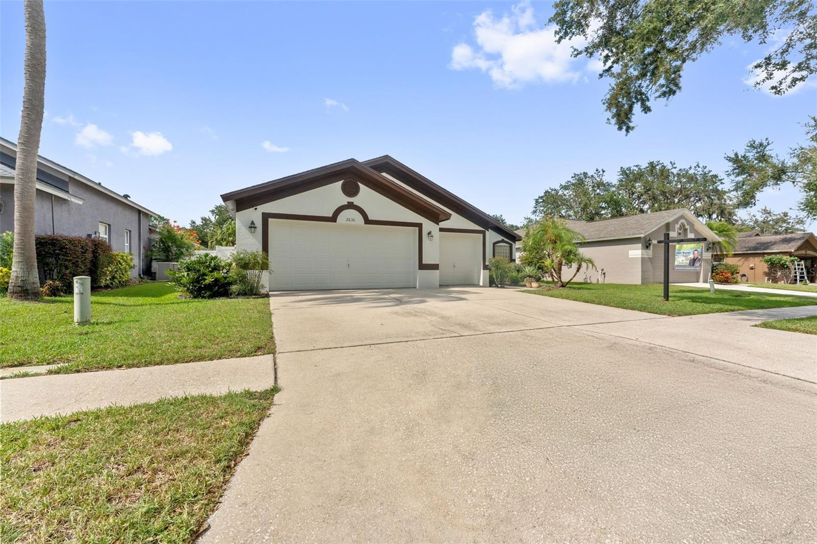 Image 2 of 40 For 2630 Allwood Avenue