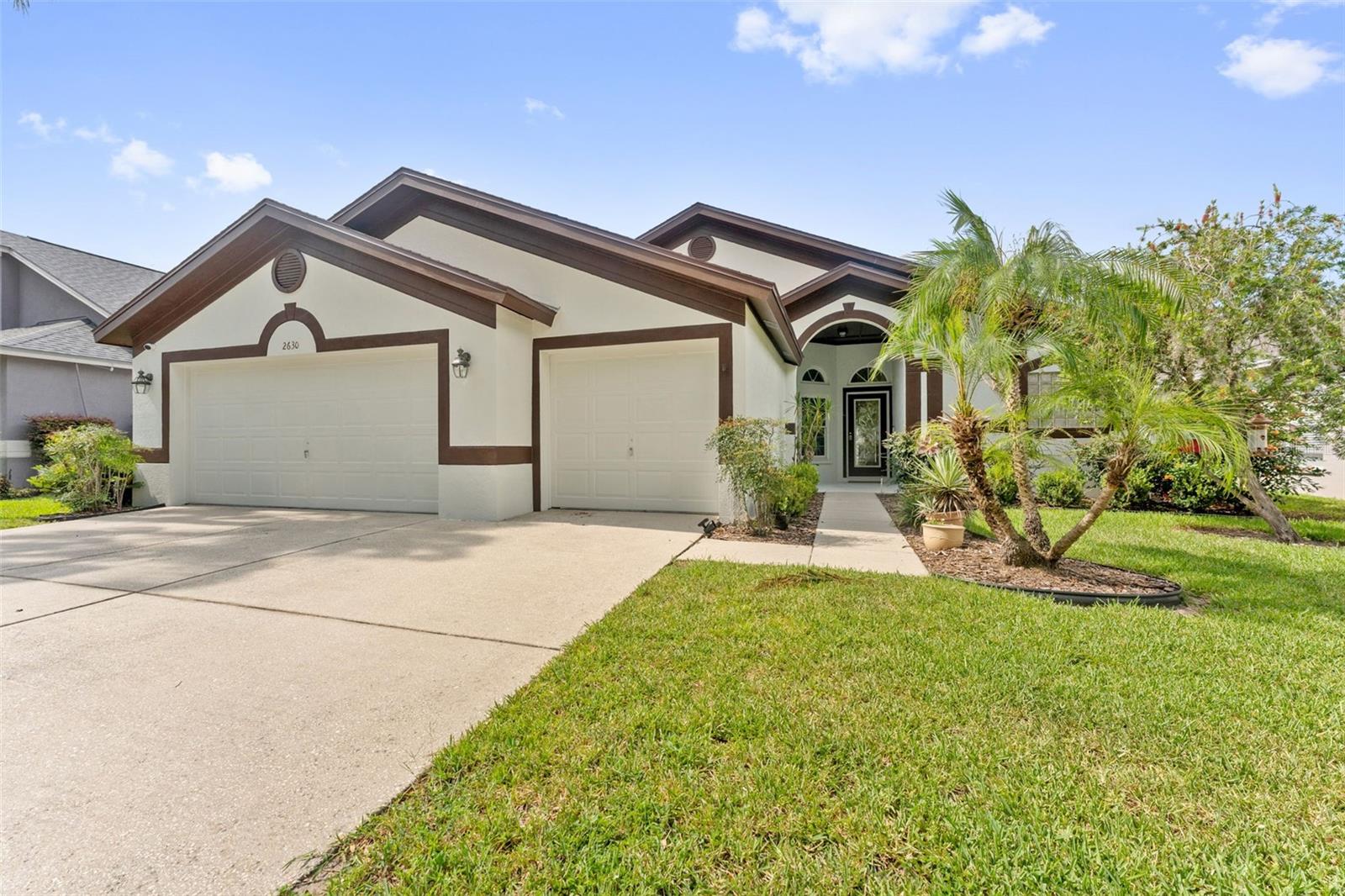 Image 3 of 40 For 2630 Allwood Avenue