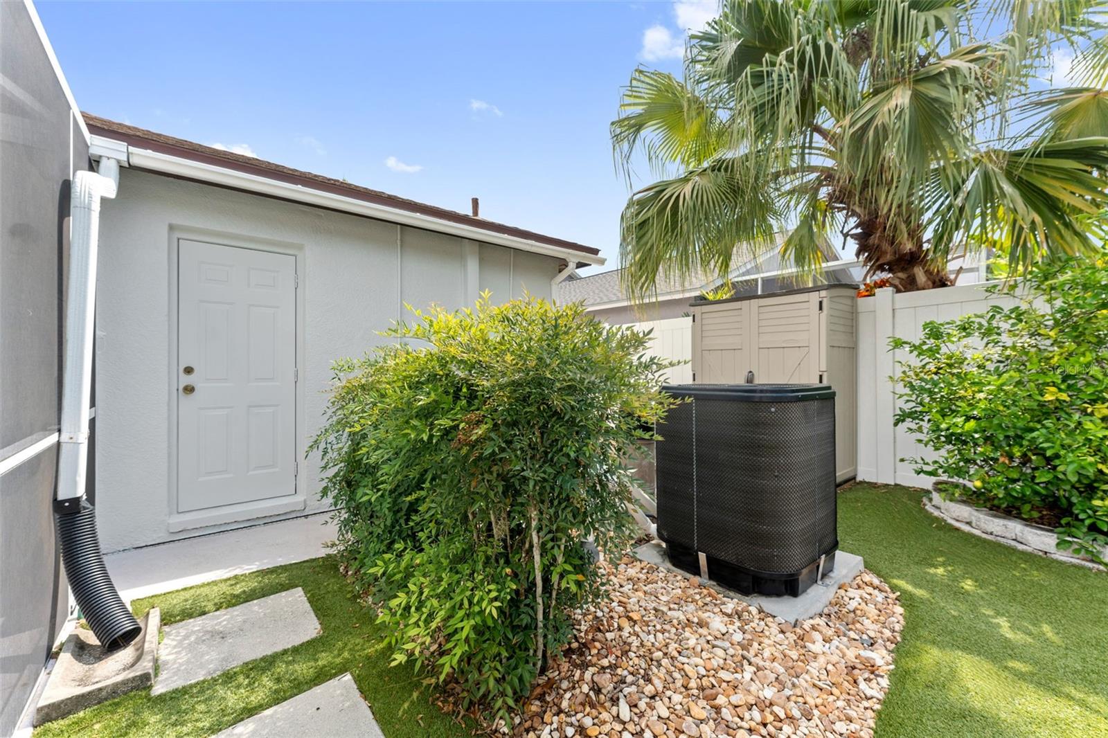 Image 35 of 40 For 2630 Allwood Avenue