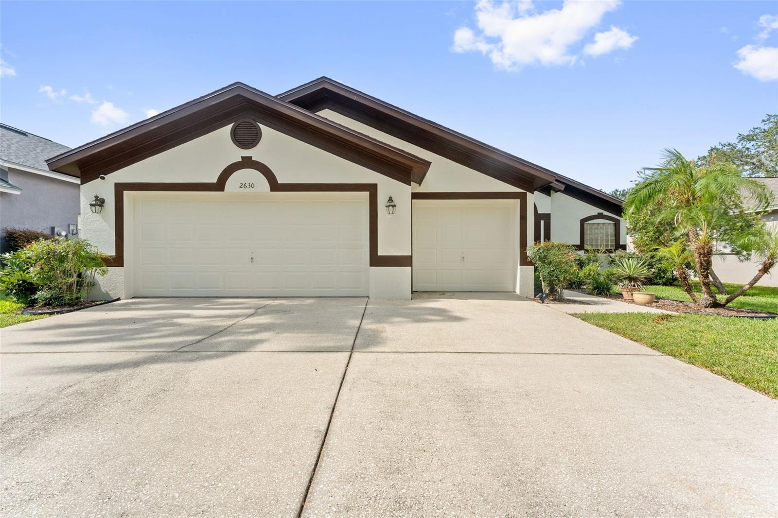 Image 4 of 40 For 2630 Allwood Avenue