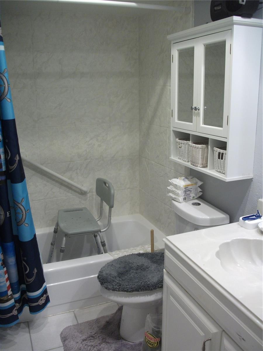 Image 11 of 18 For 2679 Sabal Springs Circle 102