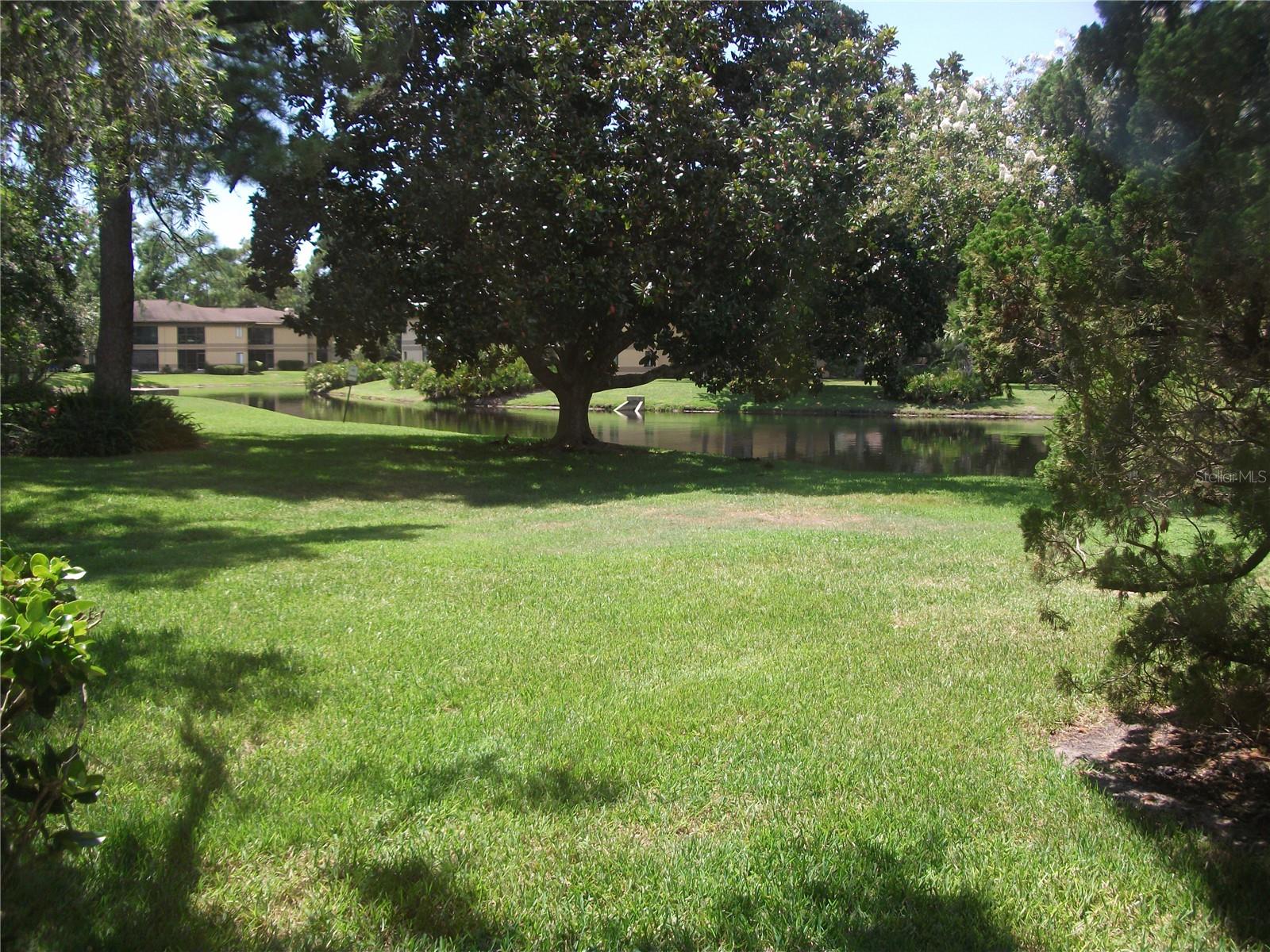 Image 15 of 18 For 2679 Sabal Springs Circle 102
