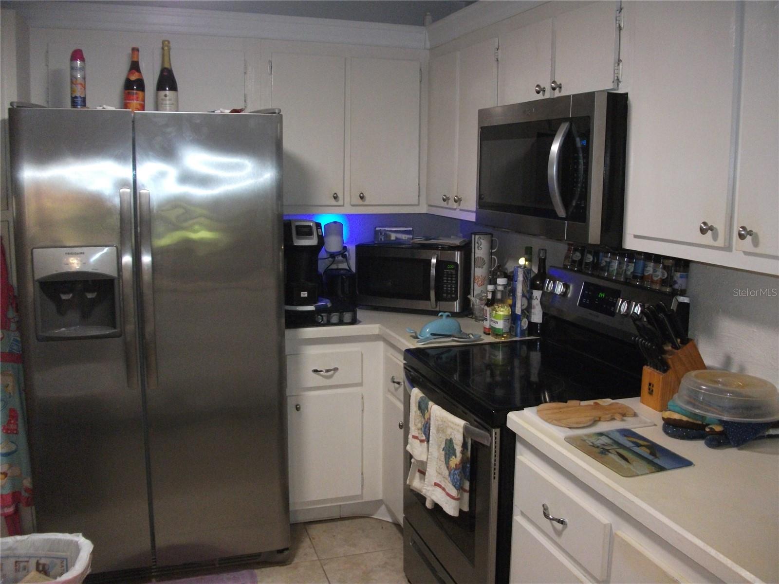 Image 6 of 18 For 2679 Sabal Springs Circle 102