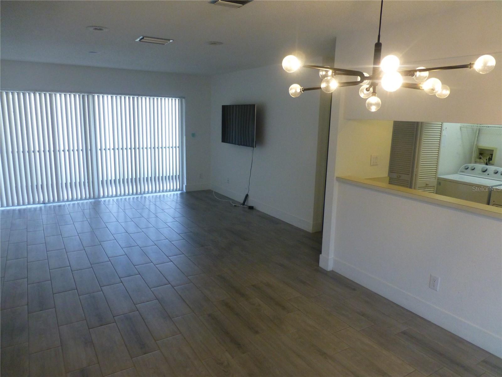 Image 4 of 30 For 60 Iris Place