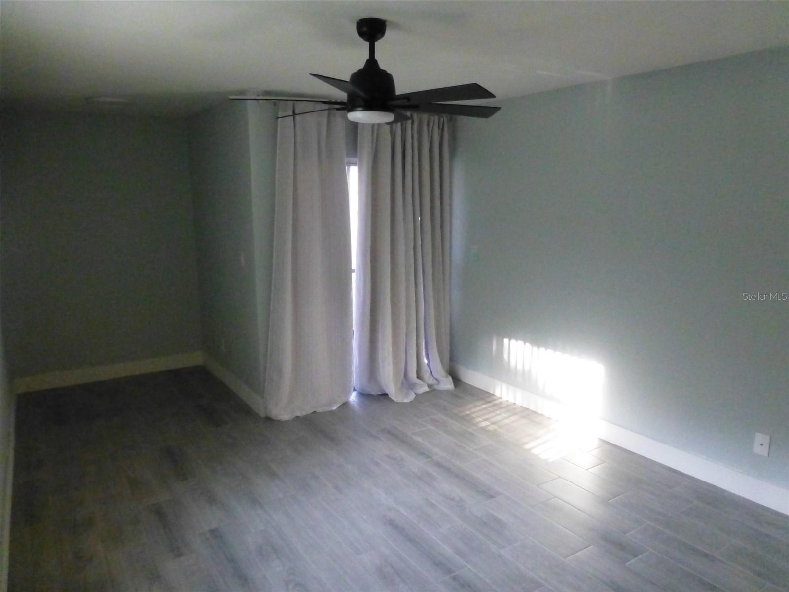 Image 6 of 30 For 60 Iris Place