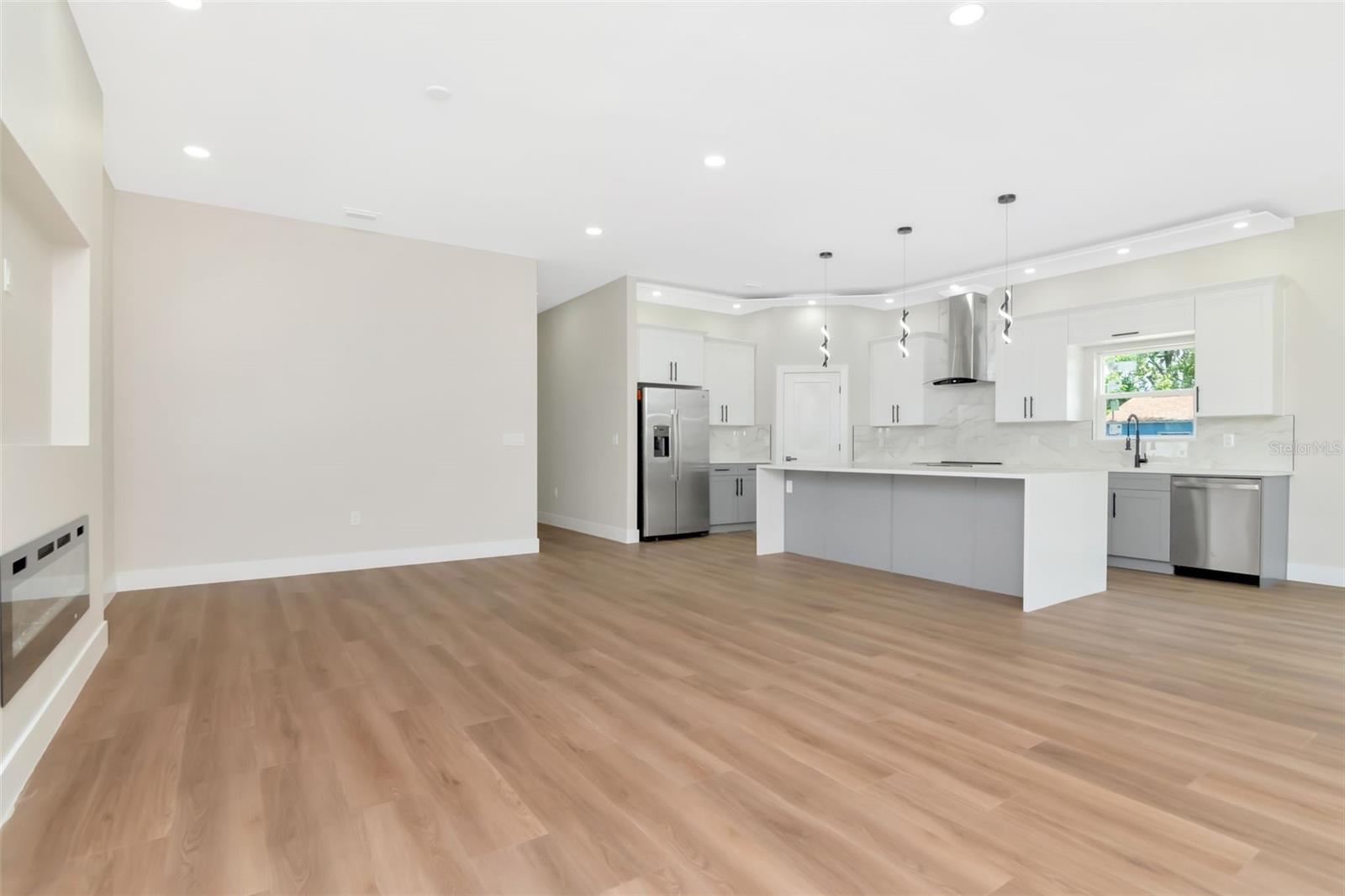 Image 8 of 55 For 5017 9th Avenue S