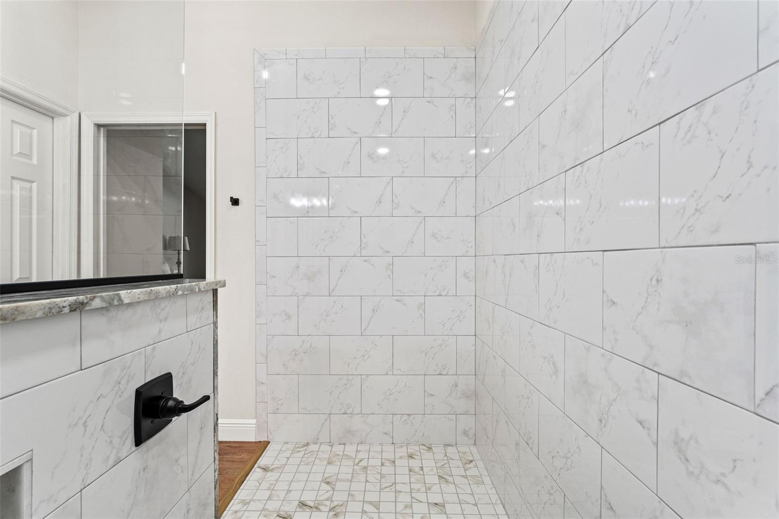 Image 24 of 48 For 3385 Spring Park Way